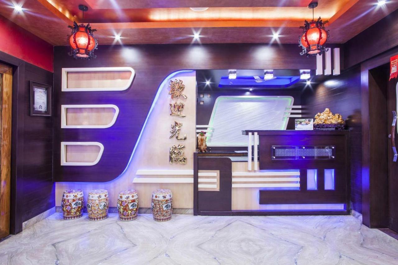 Hotel Lee Garden Puri Kültér fotó